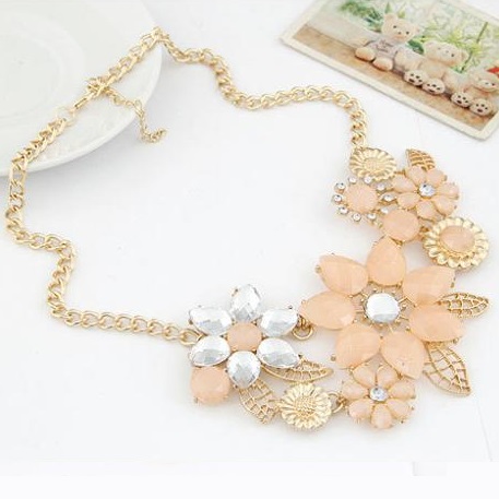Collier RF-593 1